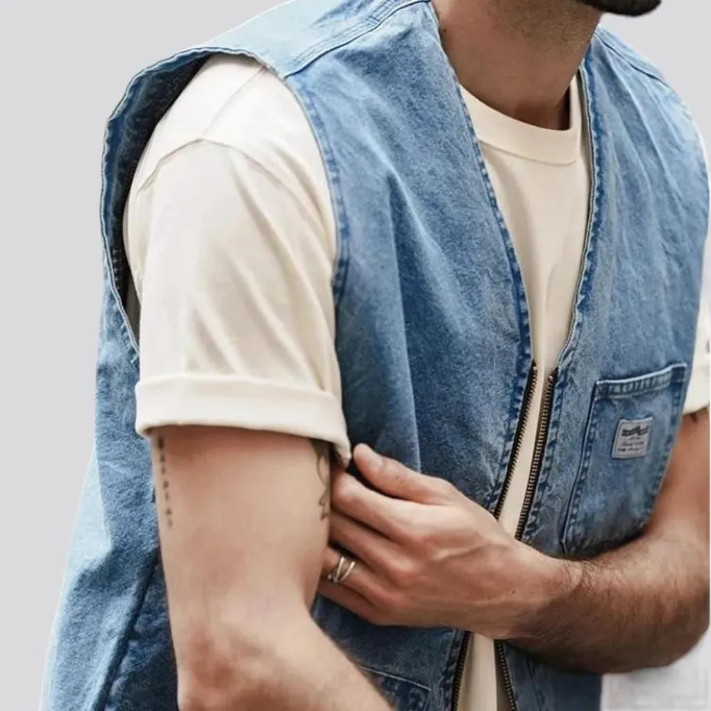 Light-wash regular jean vest for men