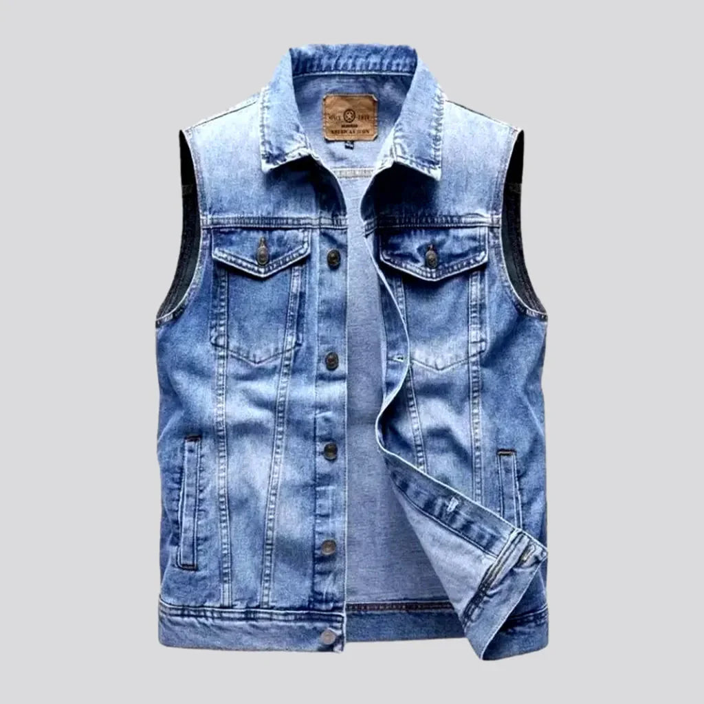 Regular men's jean vest