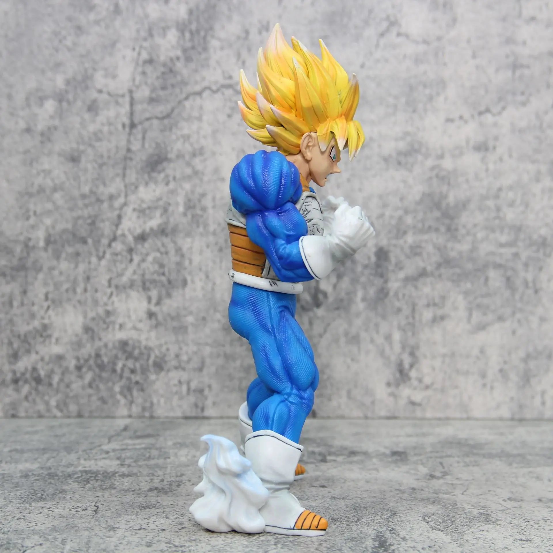 26cm Dragon Ball Goku Vegeta Super Saiyan Action Figure - PVC Model